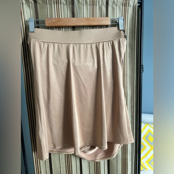 Cache gold jewelled strapless top - Picture 2 of 10